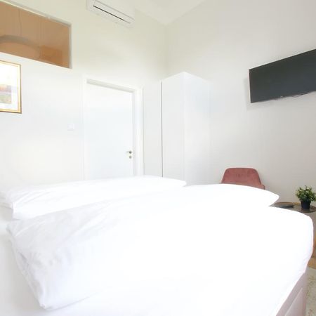 Europest Luxury Suites Budapeszt Zewnętrze zdjęcie