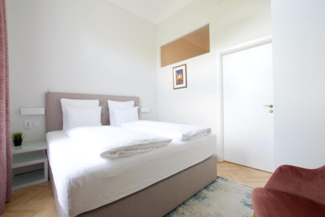 Europest Luxury Suites Budapeszt Zewnętrze zdjęcie